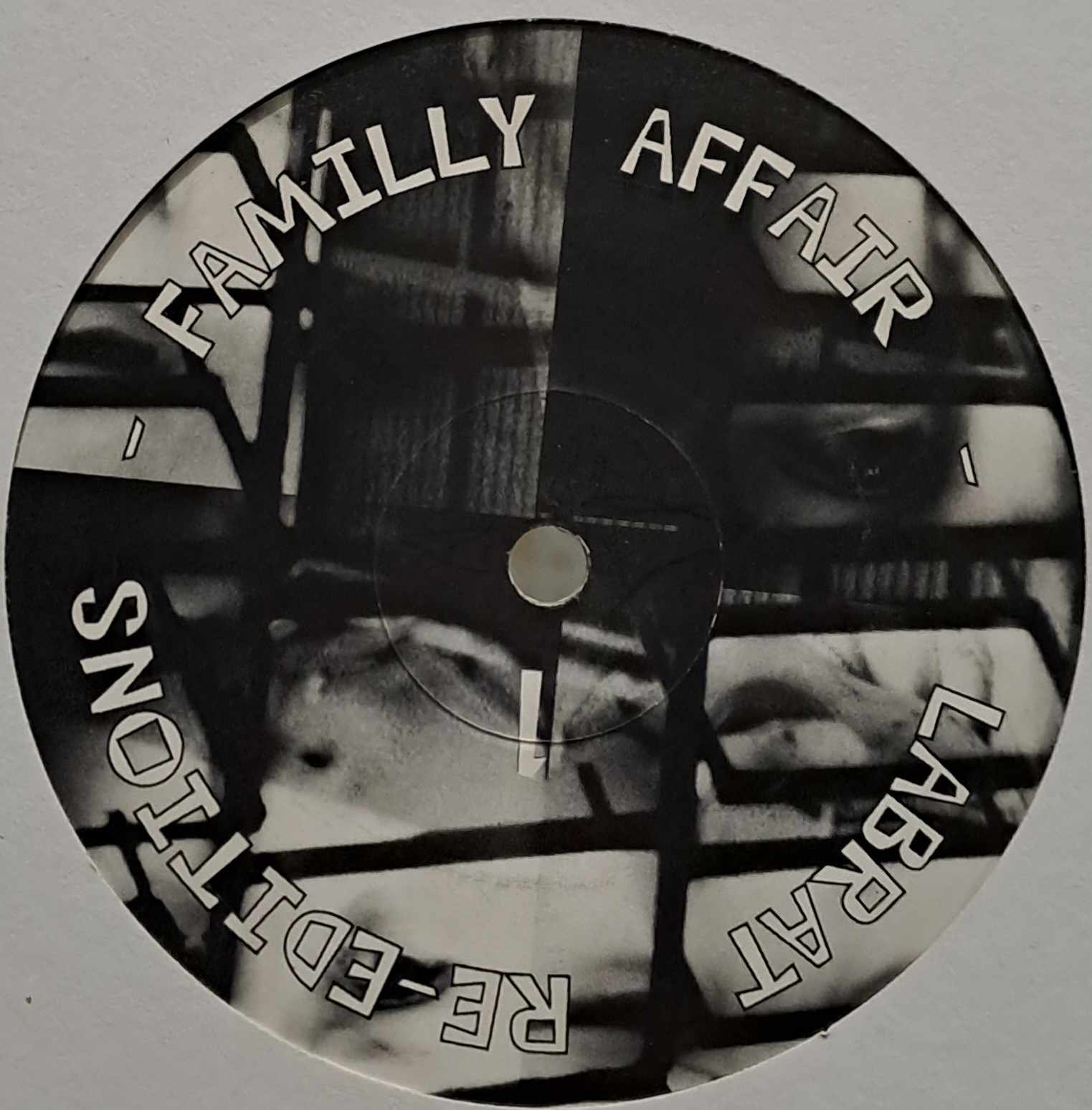 LaBrat Re-Editions 01 - vinyle freetekno